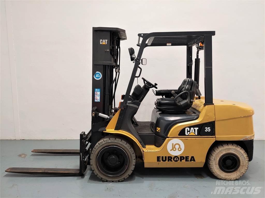 CAT DP35NTD Diesel gaffeltrucks