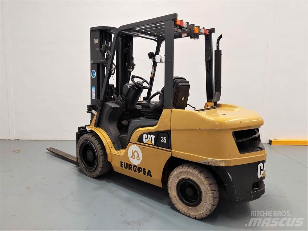 CAT DP35NTD Diesel gaffeltrucks