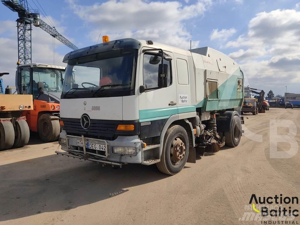 Mercedes-Benz 1517 Fejemaskiner