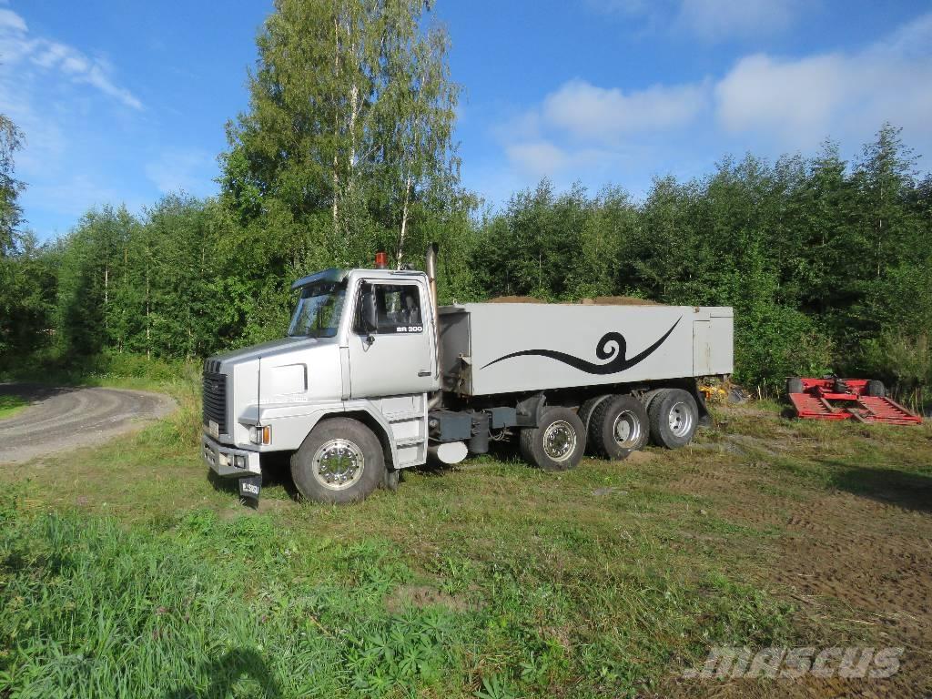 Sisu SR 300 Lastbiler med tip