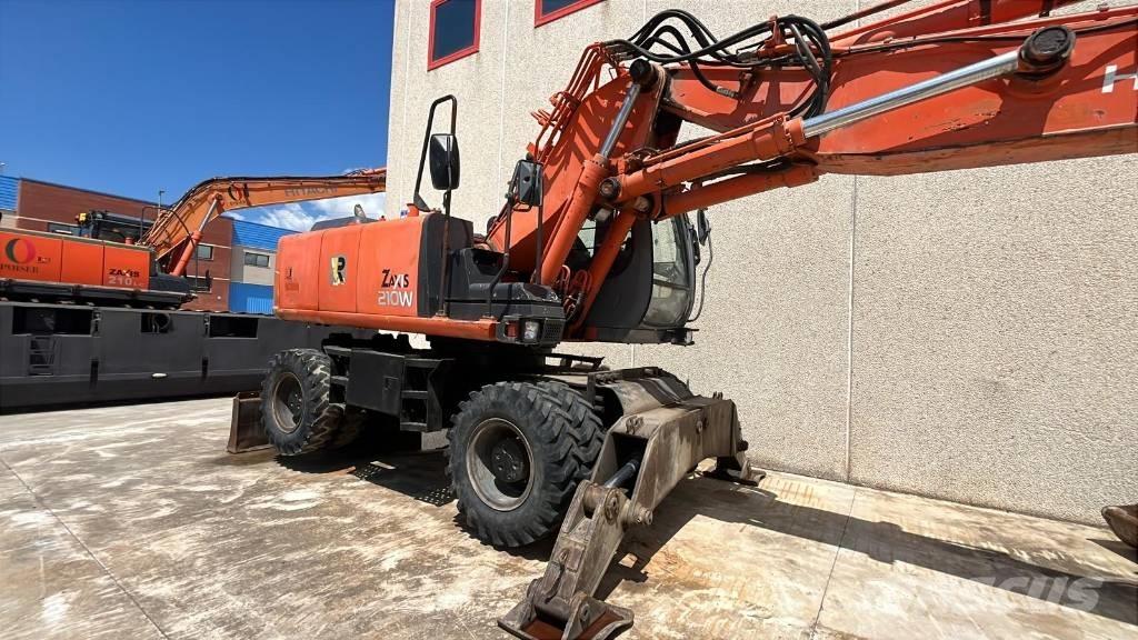 Hitachi ZX 210 W Gravemaskiner på hjul