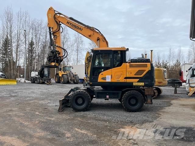 Hyundai HW 140 Gravemaskiner på hjul