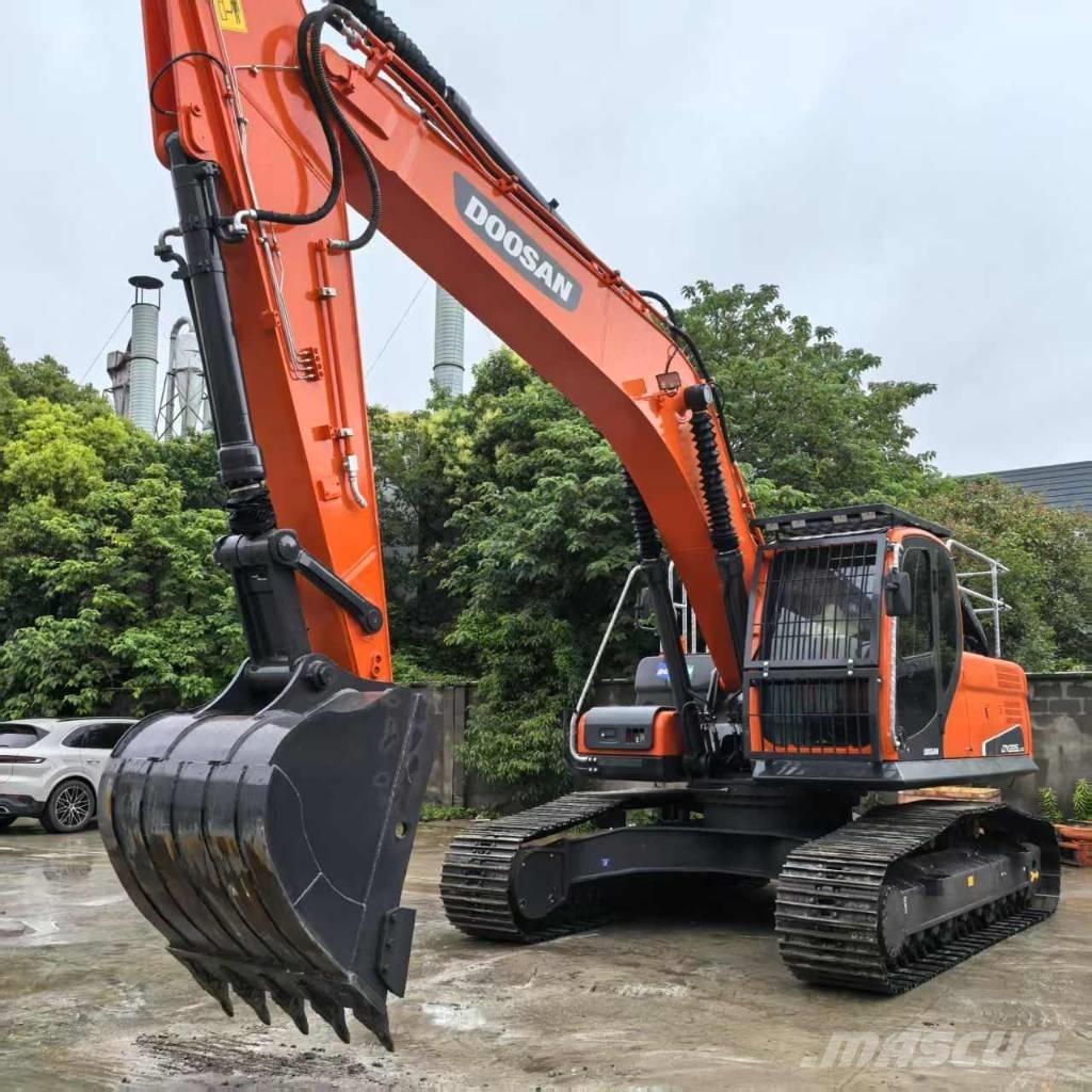 Doosan DX 225 LCA Gravemaskiner på larvebånd