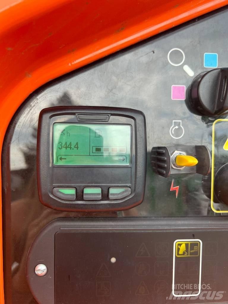 JLG 460 SJ Teleskoplifte