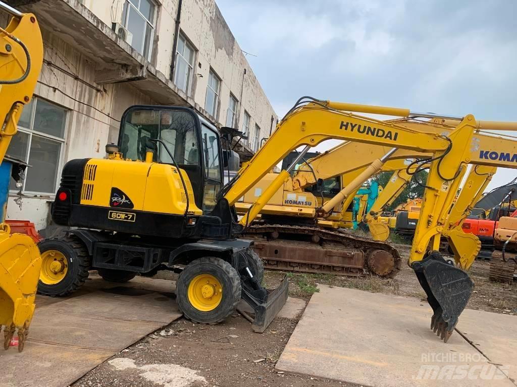 Hyundai Robex 60 W-7 Gravemaskiner på hjul