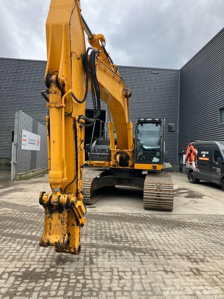 Hitachi ZX300 LC-6 Gravemaskiner på larvebånd