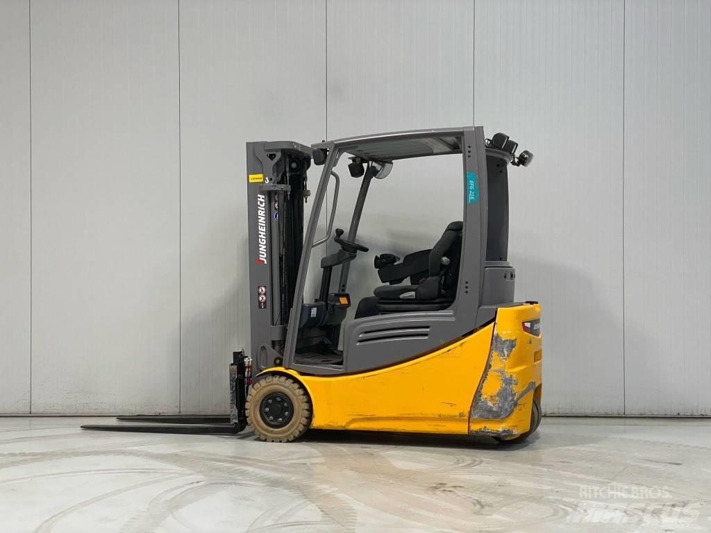 Jungheinrich EFG216 El gaffeltrucks