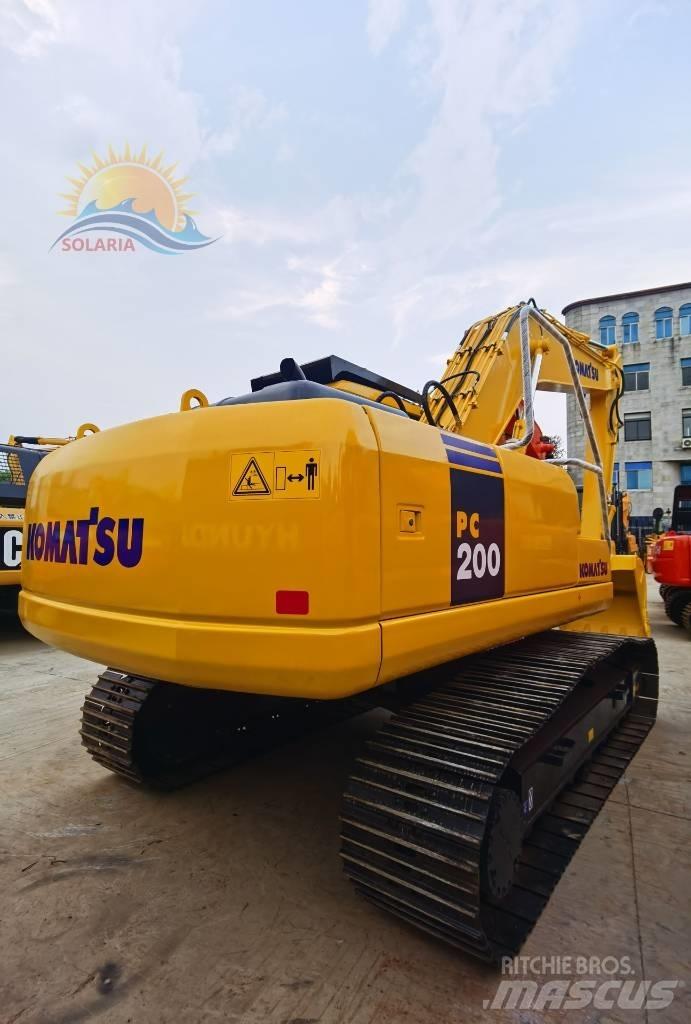Komatsu PC 200-7 Gravemaskiner på larvebånd