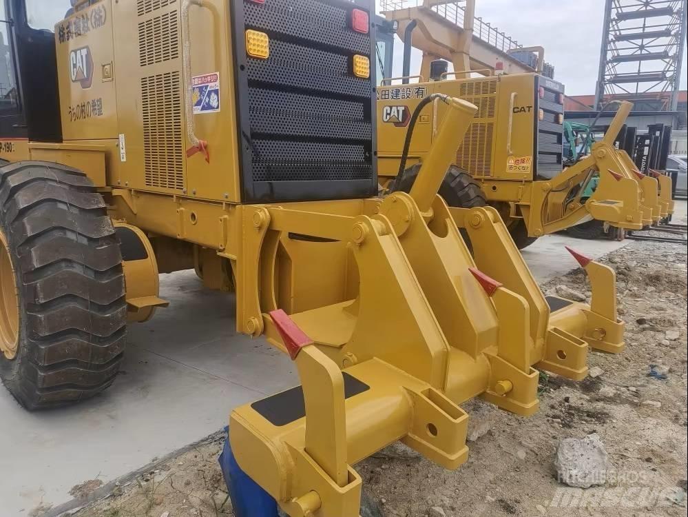 CAT 140 H Vejhøvle / Gradere