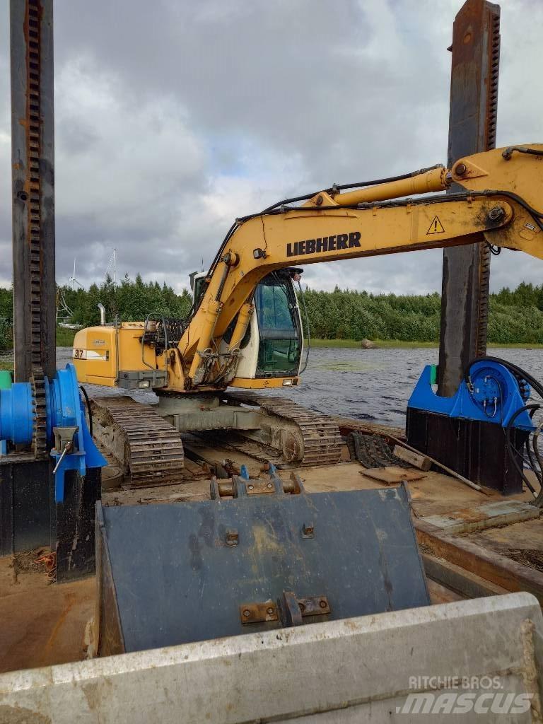 Liebherr R 317 Gravemaskiner på larvebånd
