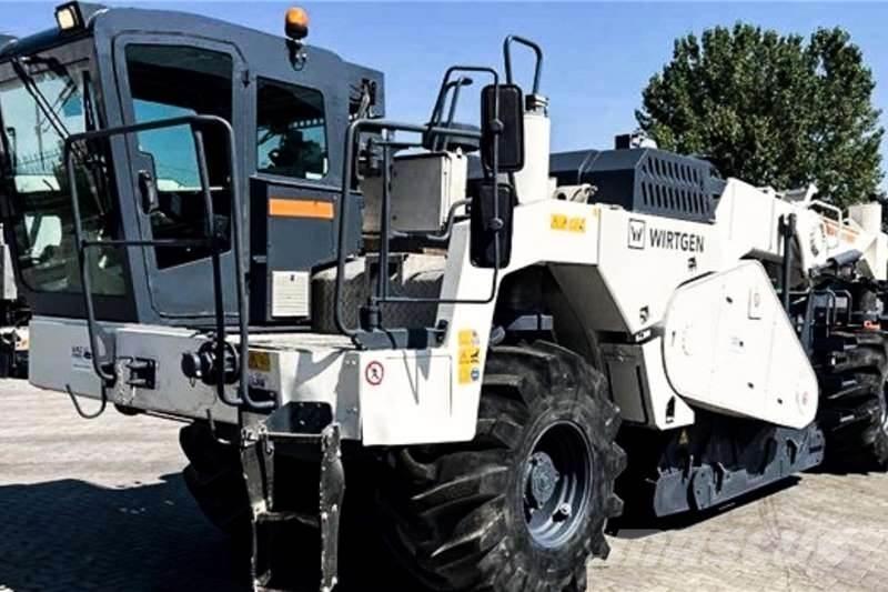 Wirtgen WR2400 Andre lastbiler