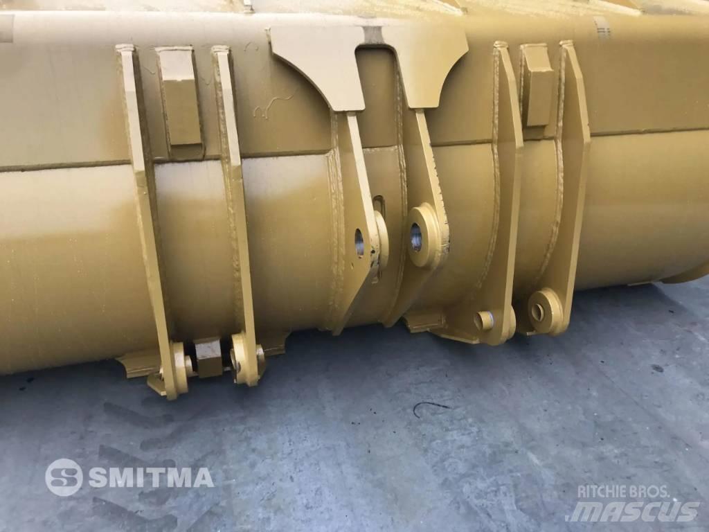 CAT 972M Skovle