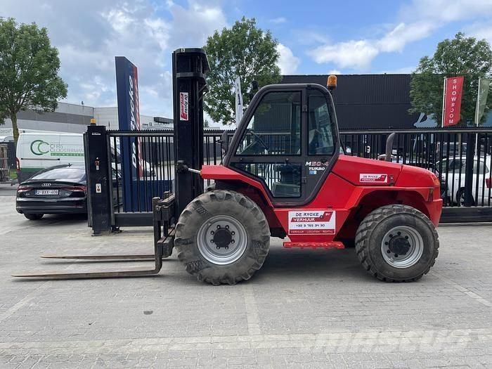Manitou M50-4 Terrængående gaffeltruck