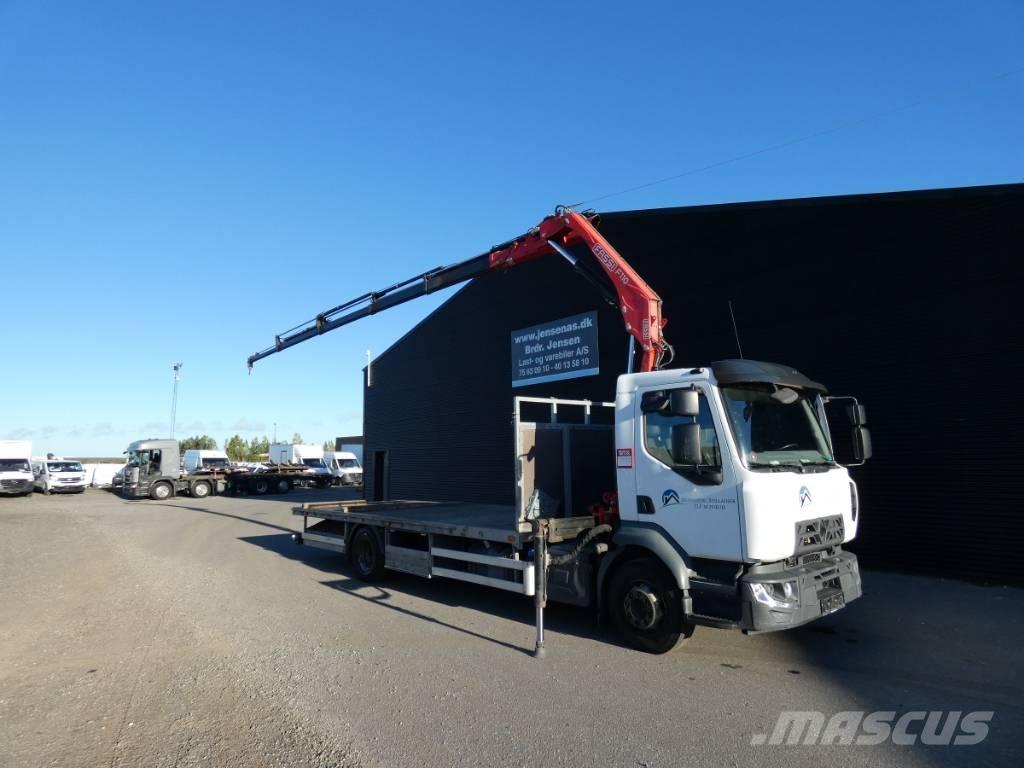 Renault D Lastbil med kran