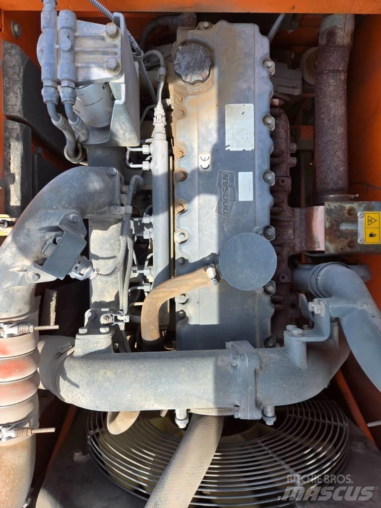 Doosan DX 220 LCA Gravemaskiner på larvebånd