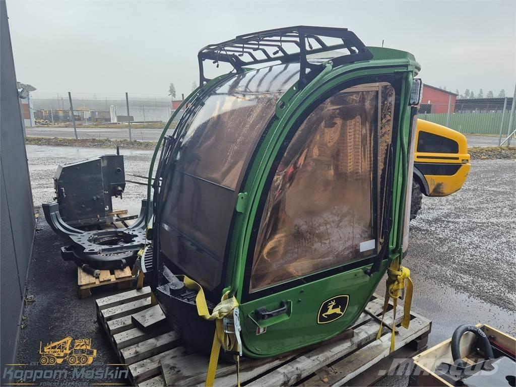 John Deere 1270G Kabiner og interiør