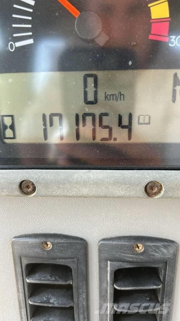 CAT 160 M Vejhøvle / Gradere