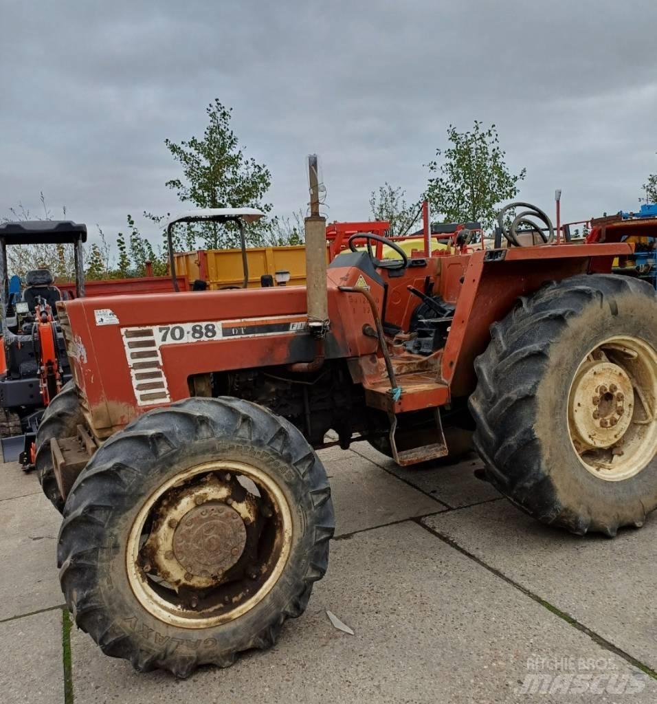 Fiatagri 70-88 Traktorer
