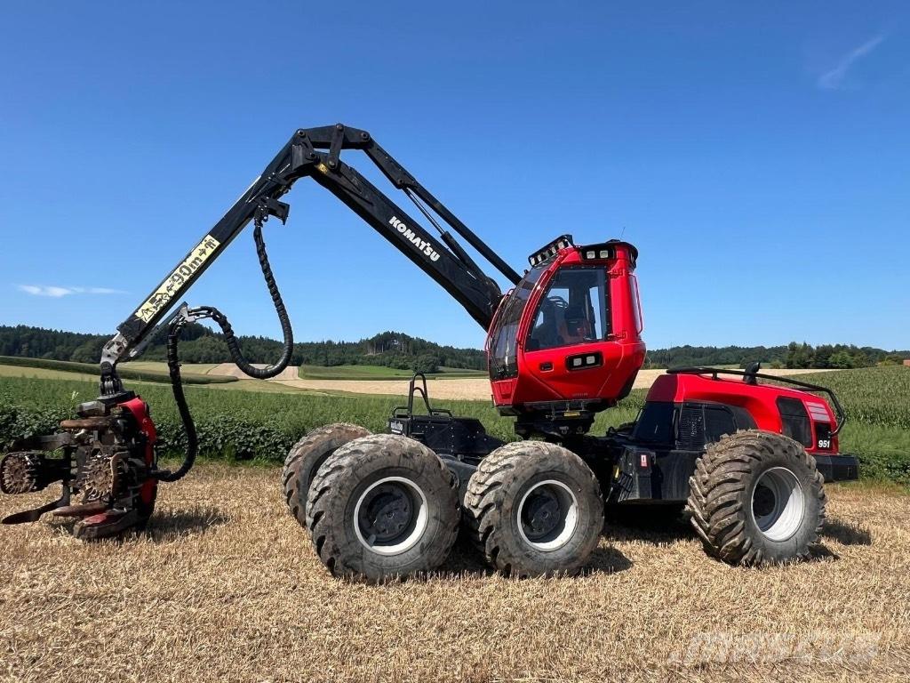Komatsu 951 Skovningsmaskiner