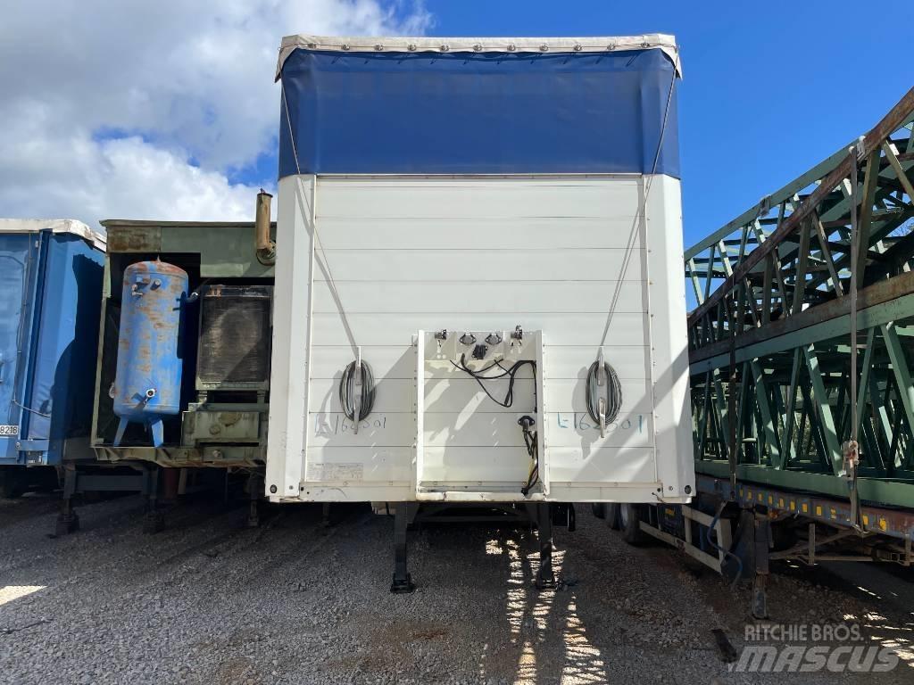 Schmitz SFG 24 Semi-trailer med fast kasse