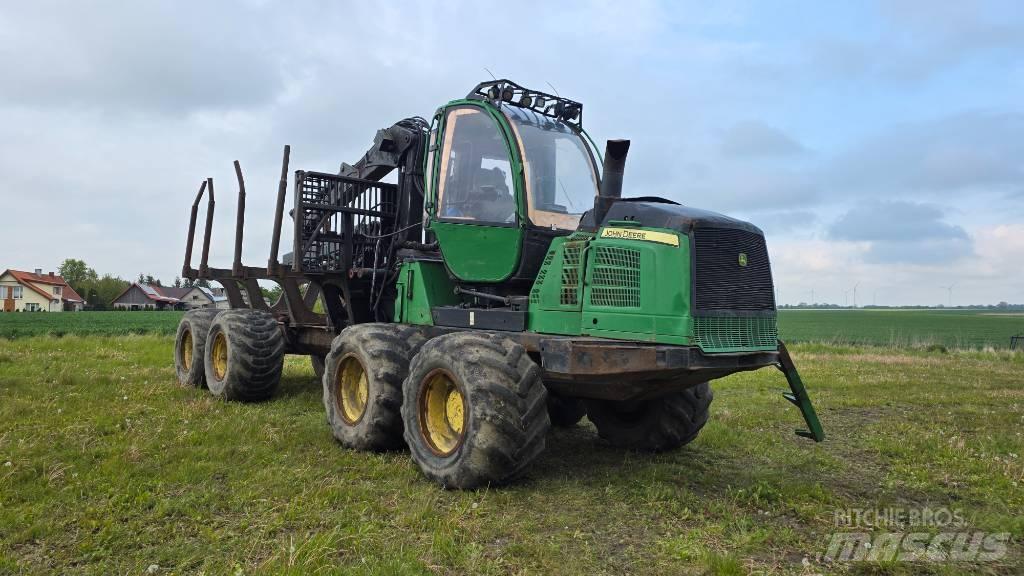 John Deere 1210 E Udkørselsmaskiner