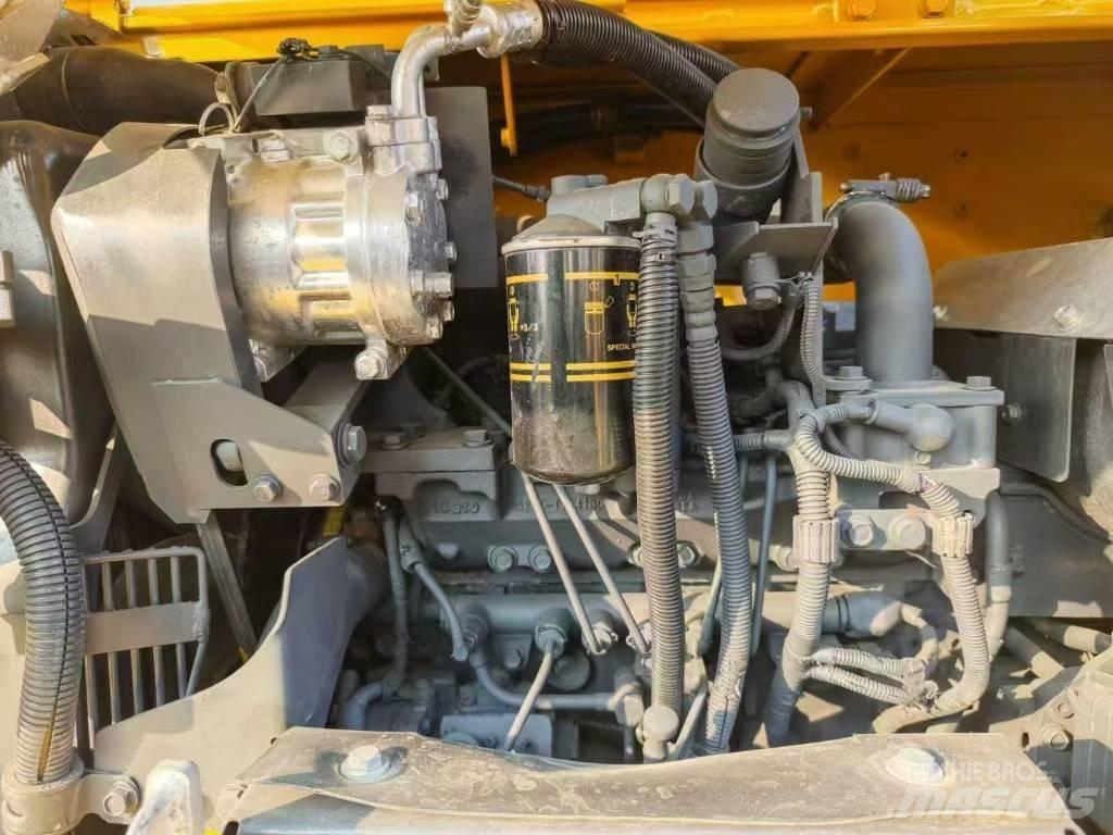 Komatsu 70-8 Gravemaskiner på larvebånd