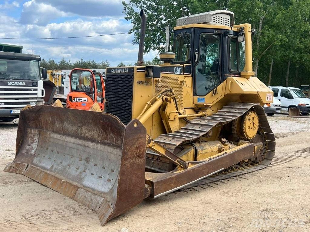 CAT D 6 M Bulldozer på larvebånd