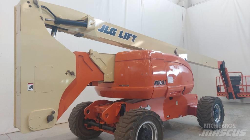 JLG 800 AJ Bomlifte med knækarm