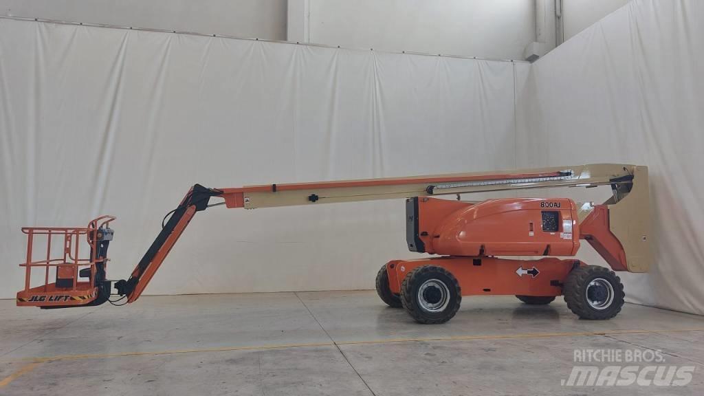 JLG 800 AJ Bomlifte med knækarm