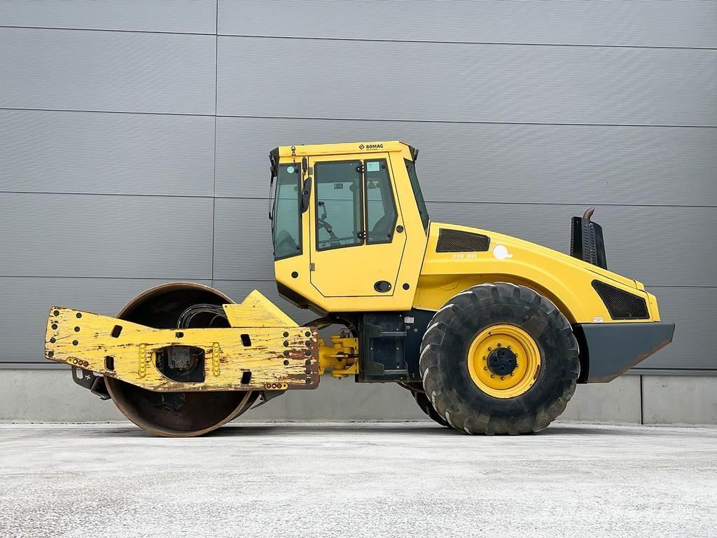 Bomag BW 216 DH-4i Enkelt tromle