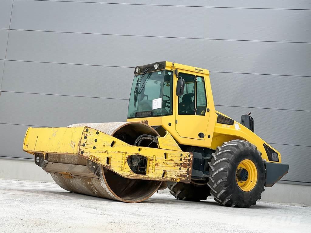 Bomag BW 216 DH-4i Enkelt tromle