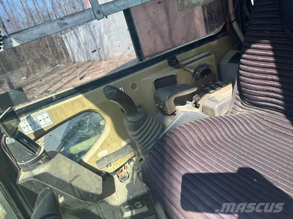 Hitachi ZX50 Gravemaskiner på larvebånd