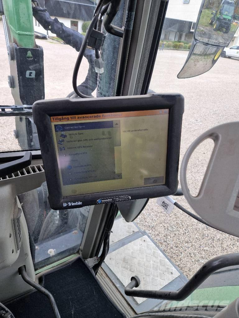 Fendt 820 GPS Traktorer