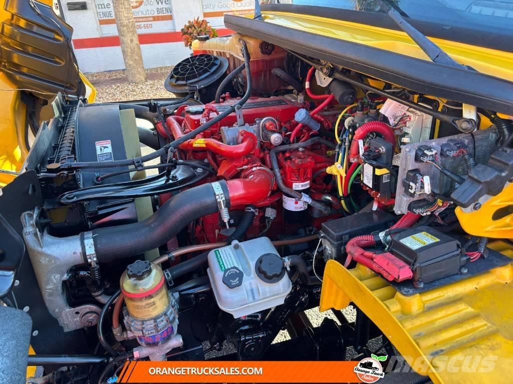 Freightliner M2 Fast kasse