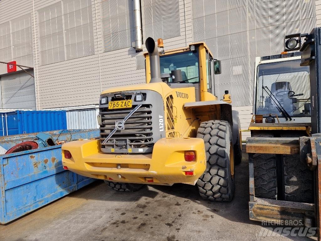 Volvo L 120 F Læssemaskiner på hjul