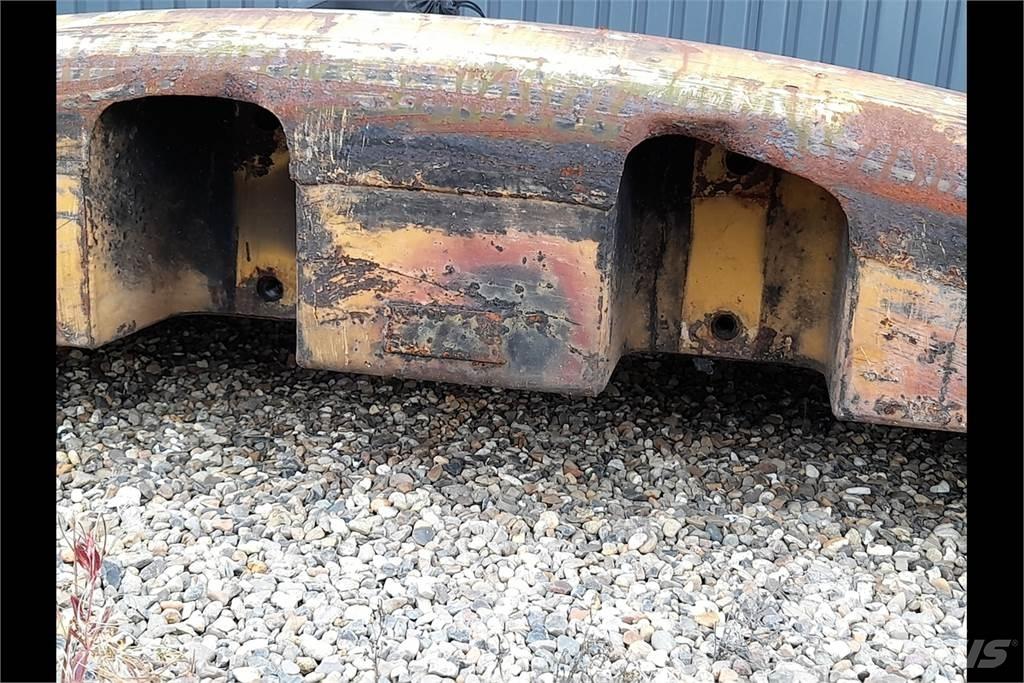 CAT 312C Weights Chassis og suspension