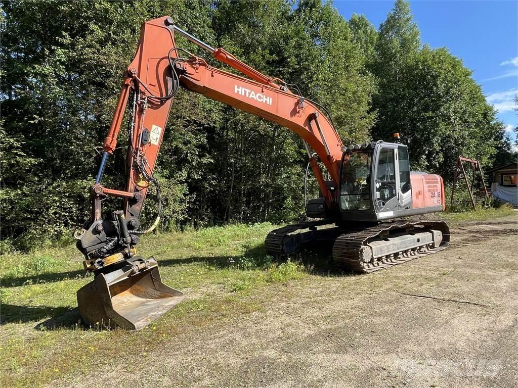 Hitachi ZX210 LC-3 Gravemaskiner på larvebånd