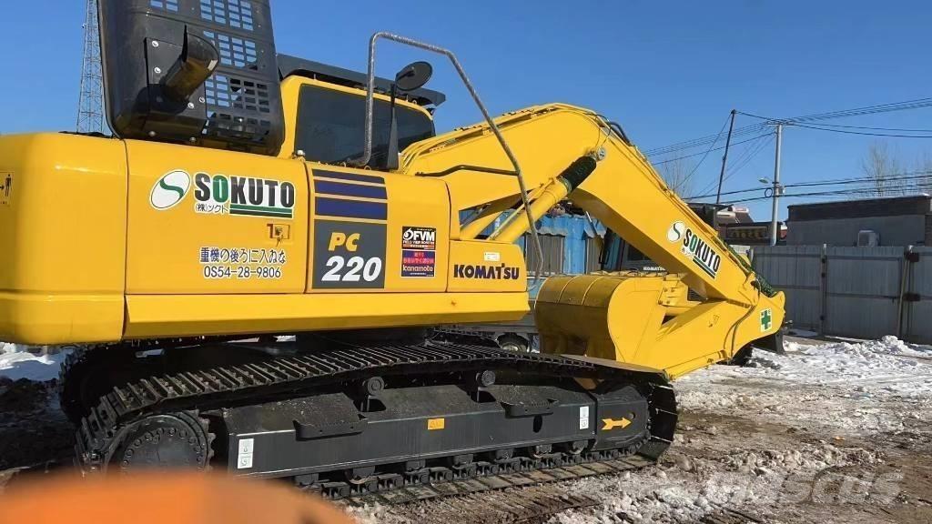 Komatsu PC 220-8 Gravemaskiner på larvebånd