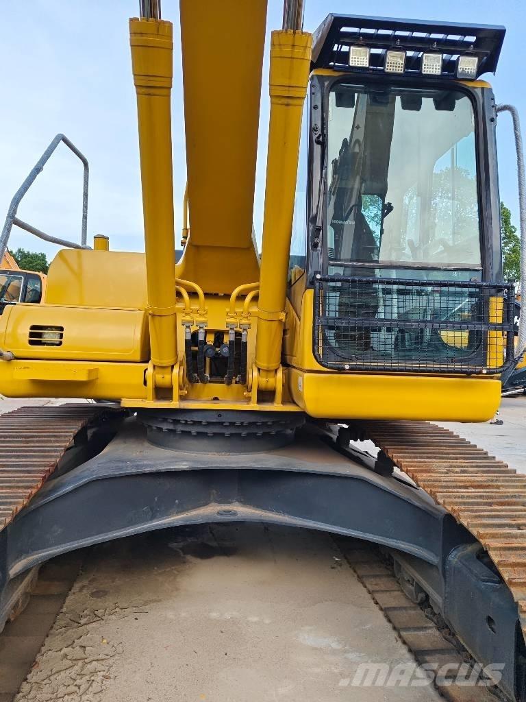 Komatsu PC 220-7 Gravemaskiner på larvebånd