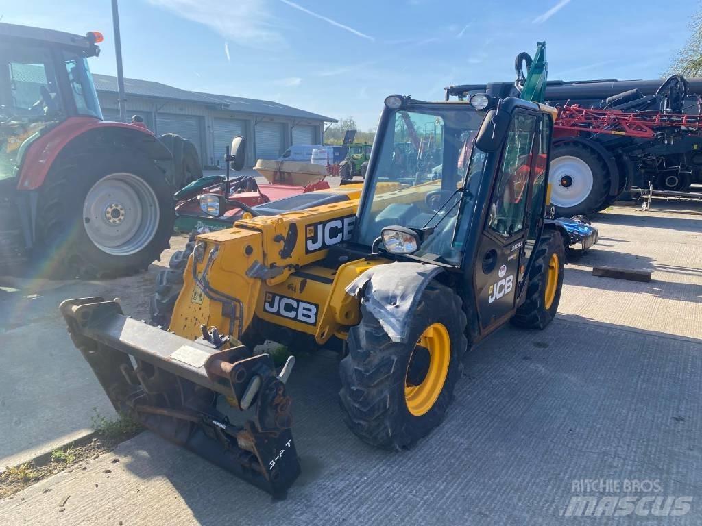 JCB 525-60 Teleskoplæssere til landbrug