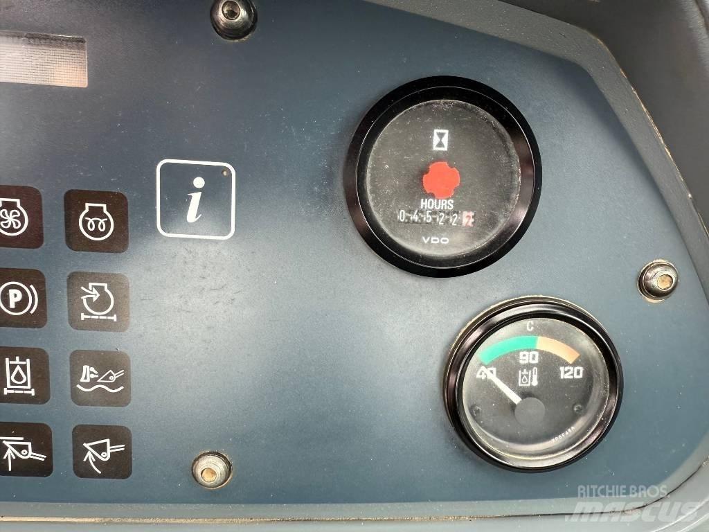 Liebherr LR 634 Larvebåndslæssere