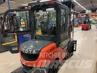 Toyota 02-8 FDJF 35 Diesel gaffeltrucks
