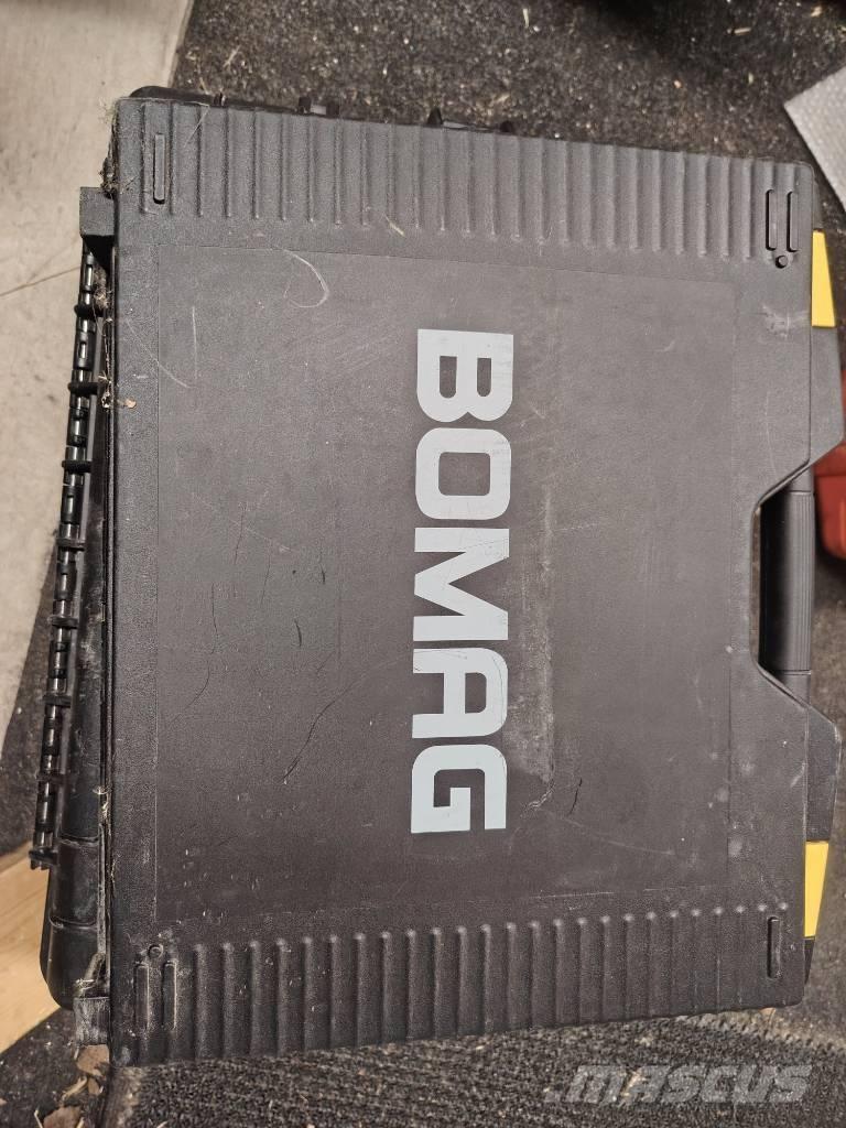 Bomag BW 216 D-4i Enkelt tromle