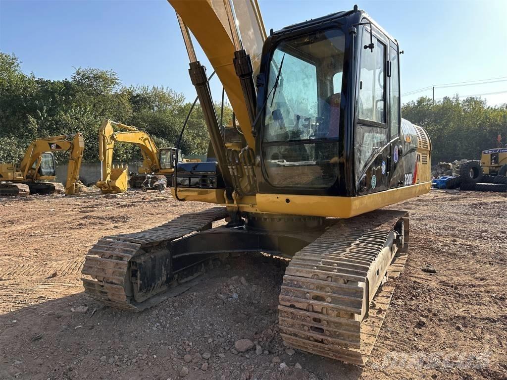 CAT 320D Gravemaskiner på larvebånd