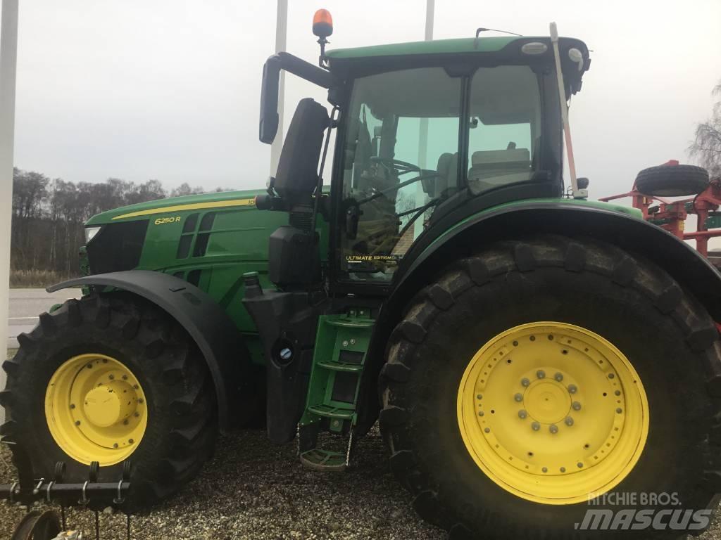John Deere 6250R Traktorer