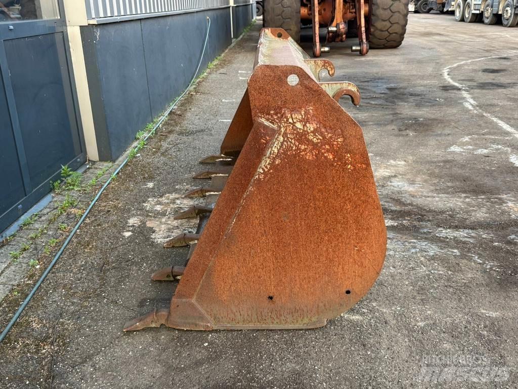  Onbekend WG-2400 Skovle