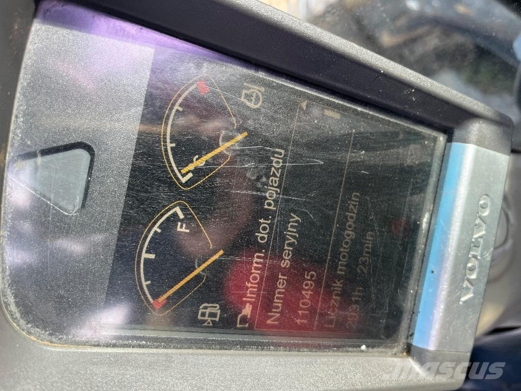 Volvo EC 240 C L Gravemaskiner på larvebånd