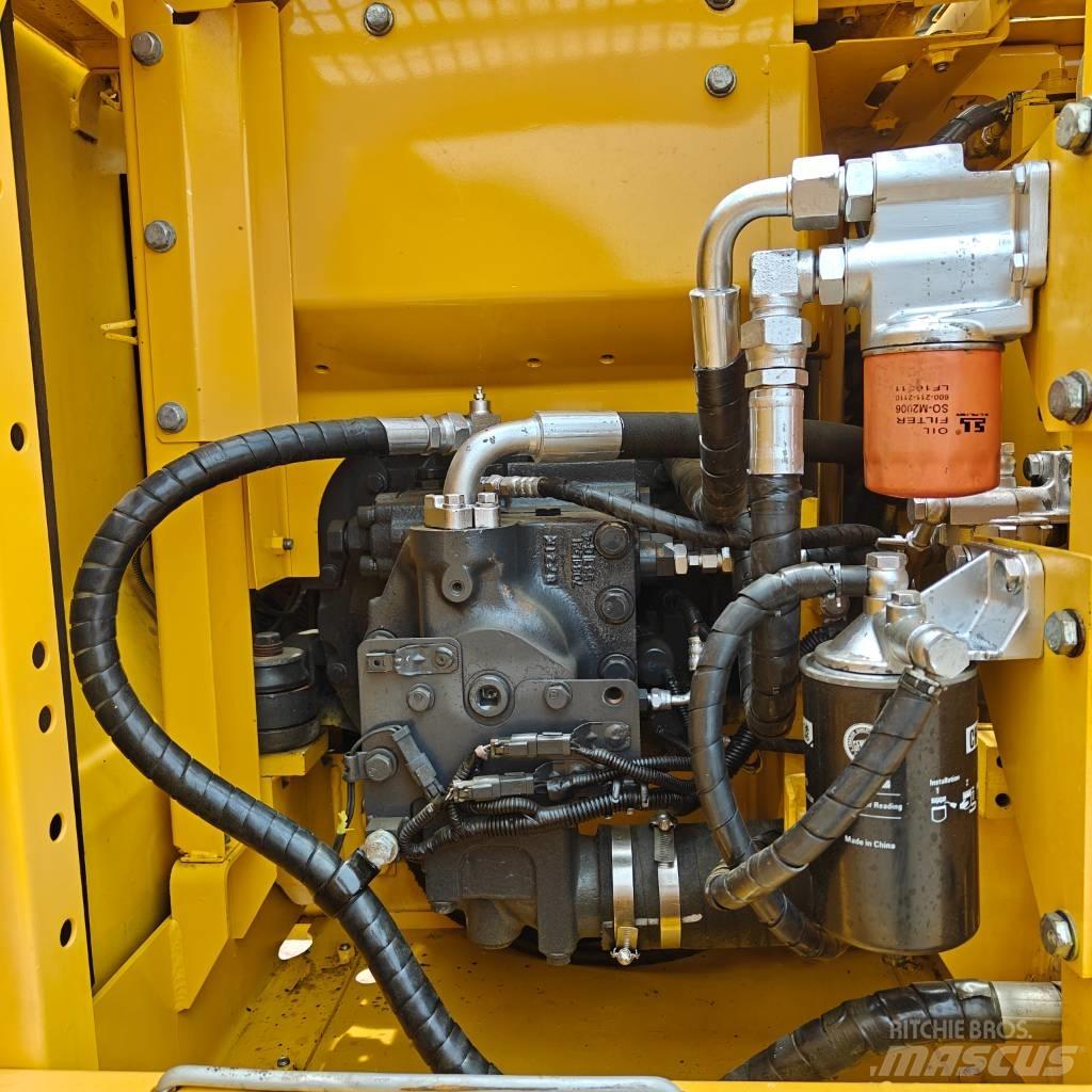 Komatsu 130-7 Gravemaskiner på larvebånd