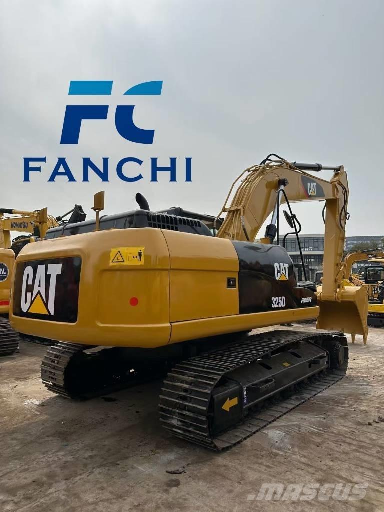 CAT 325 D Gravemaskiner på larvebånd