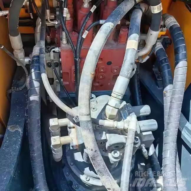 Hyundai 210WVS Gravemaskiner på hjul